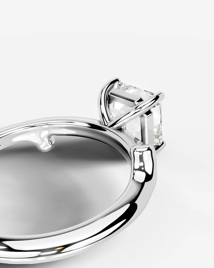 Nature's Embrace (Asscher) 18k White Gold 004