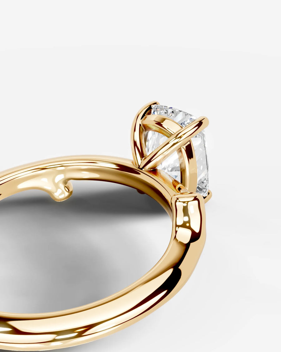 Nature's Embrace (Elongated Cushion) 18k Yellow Gold 004