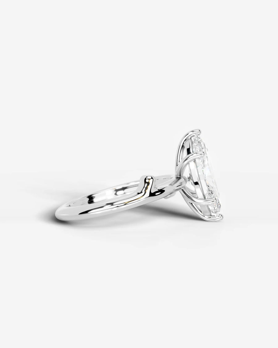 Nature's Embrace (Marquise) 18k White Gold 005