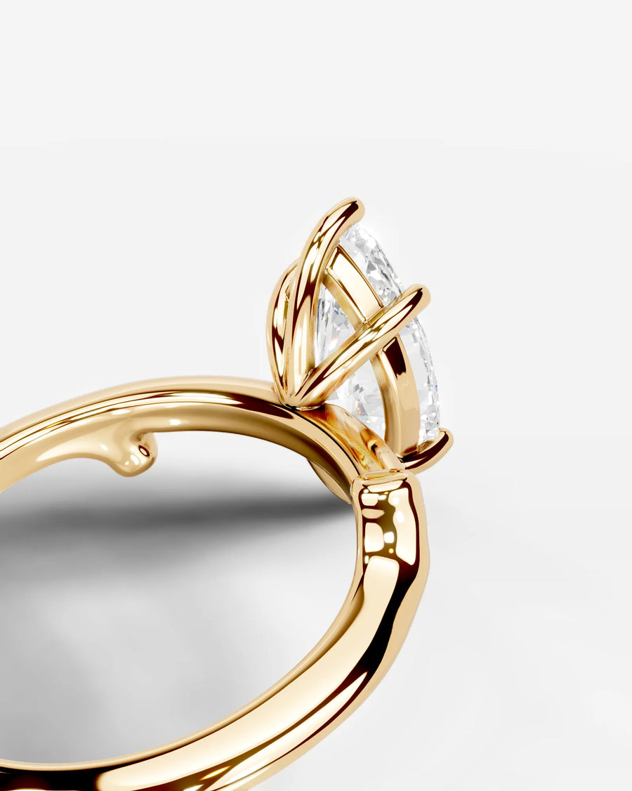 Nature's Embrace (Marquise) 14k Yellow Gold 004
