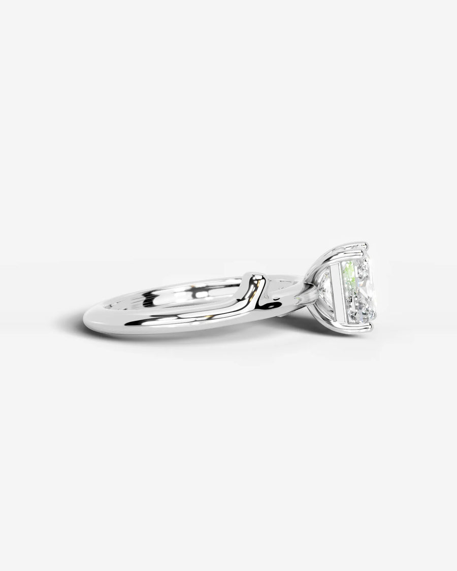 Nature's Embrace (Princess) 18k White Gold 005