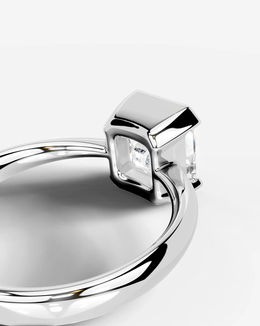 Lois (Asscher) Platinum 002