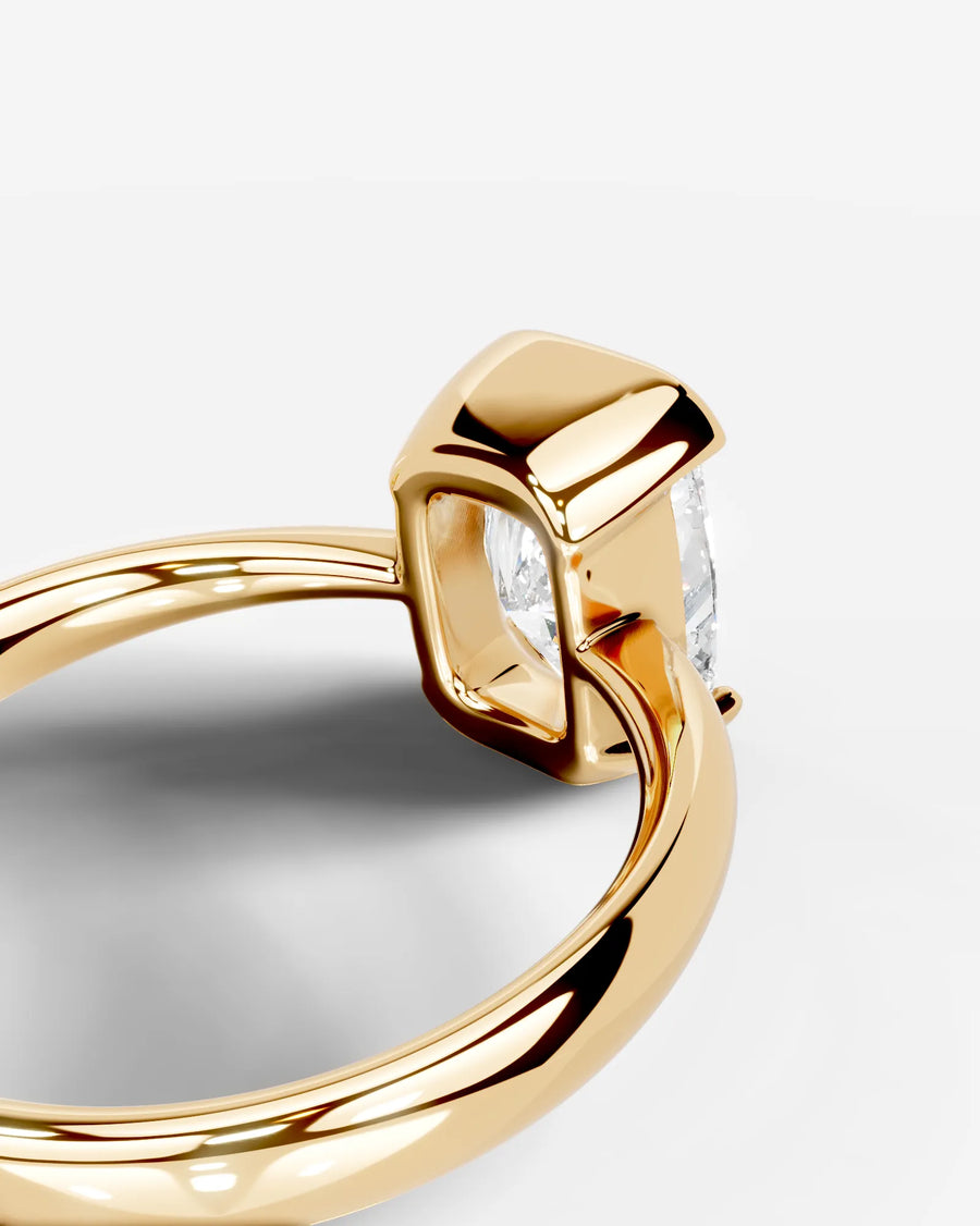 Lois (Elongated Cushion) 14k Yellow Gold 002