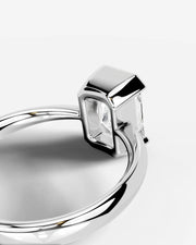 Lois (Elongated Radiant) 18k White Gold 002