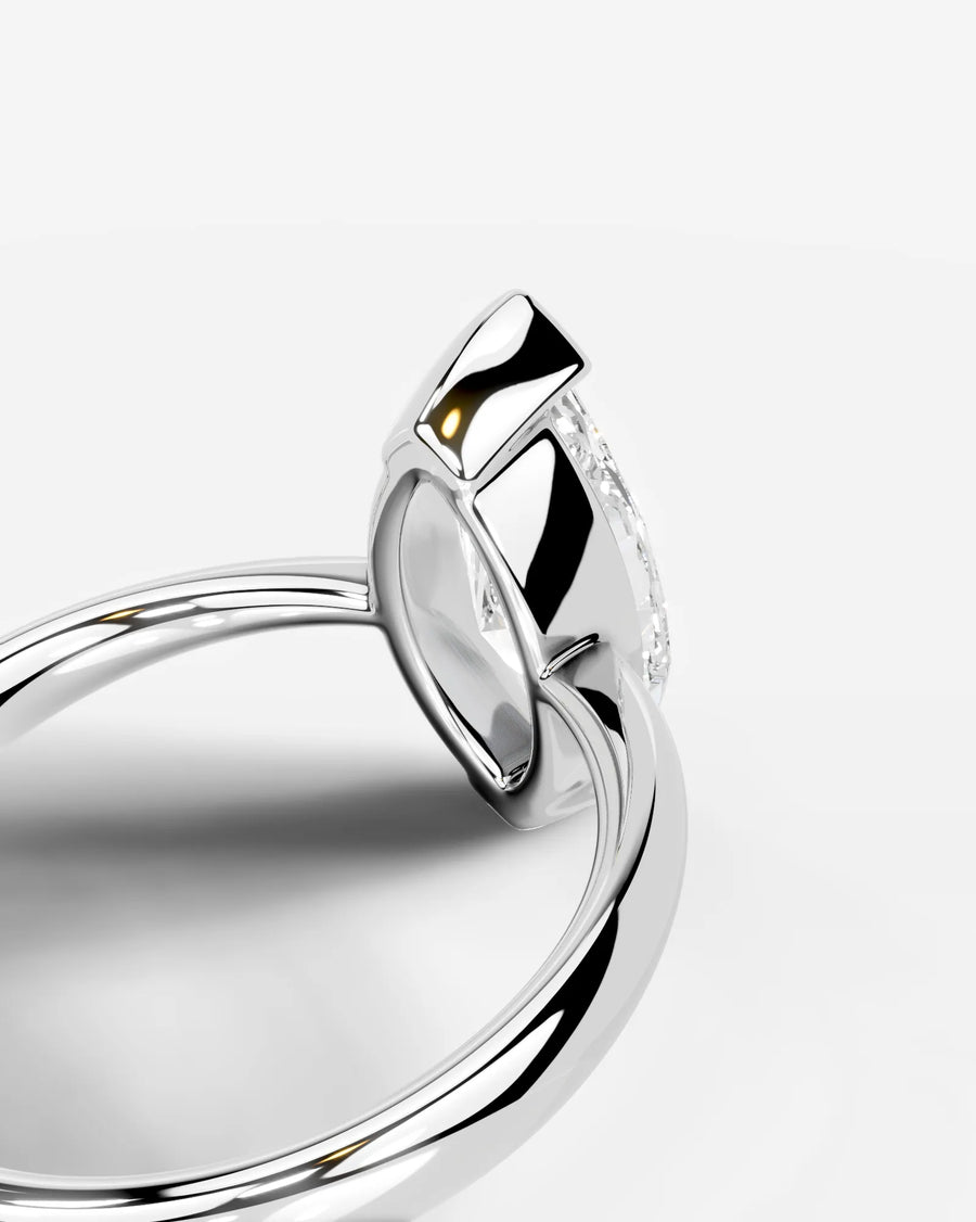Lois (Marquise) Platinum 002