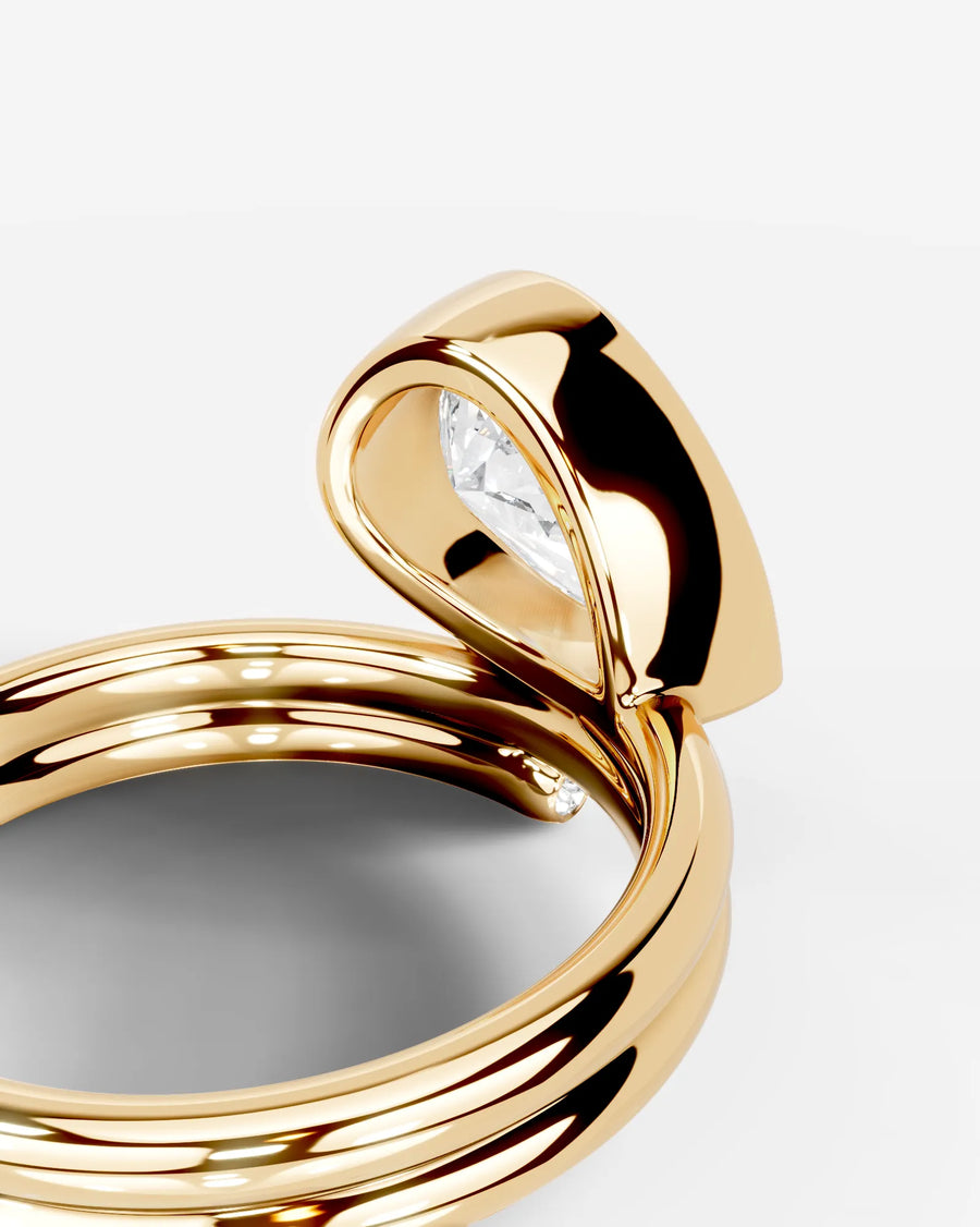 Marnie (Pear) 14k Yellow Gold 002