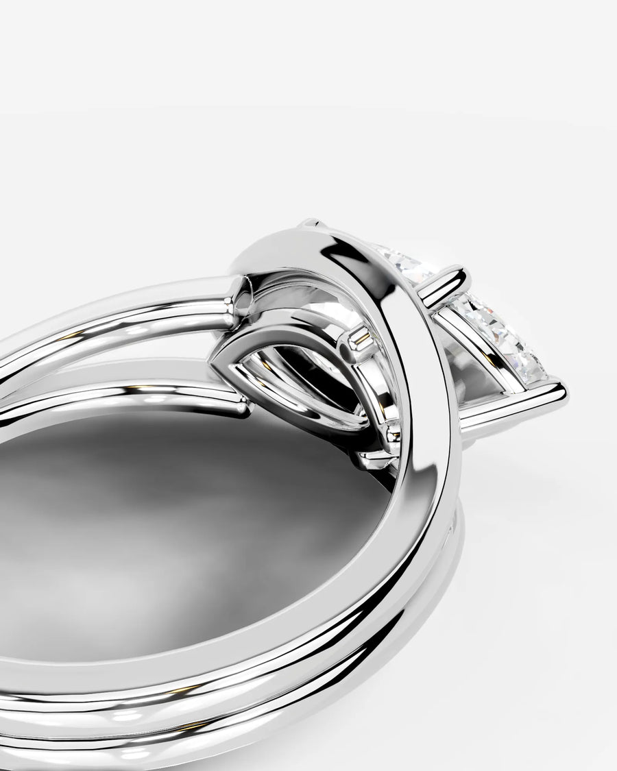 Sia (Marquise) Platinum 002
