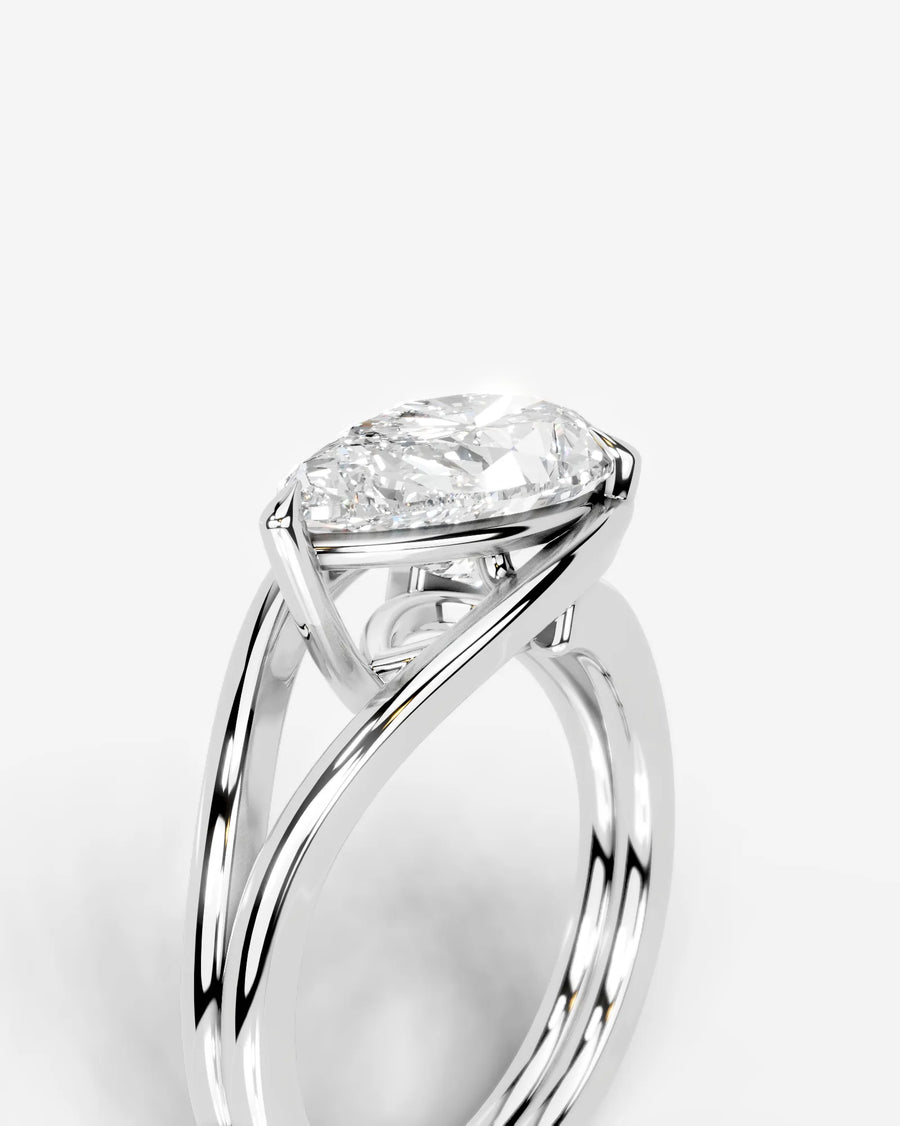 Sia (Pear) 18k White Gold 005