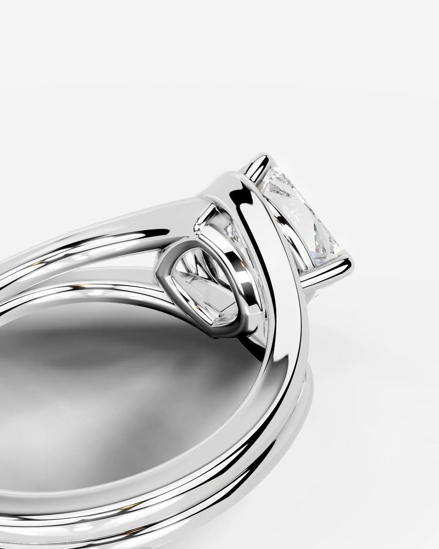 Sia (Cushion) 18k White Gold 002