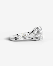 Sia (Cushion) Platinum 003