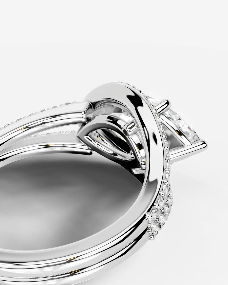 Sia Halo (Marquise) Platinum 002