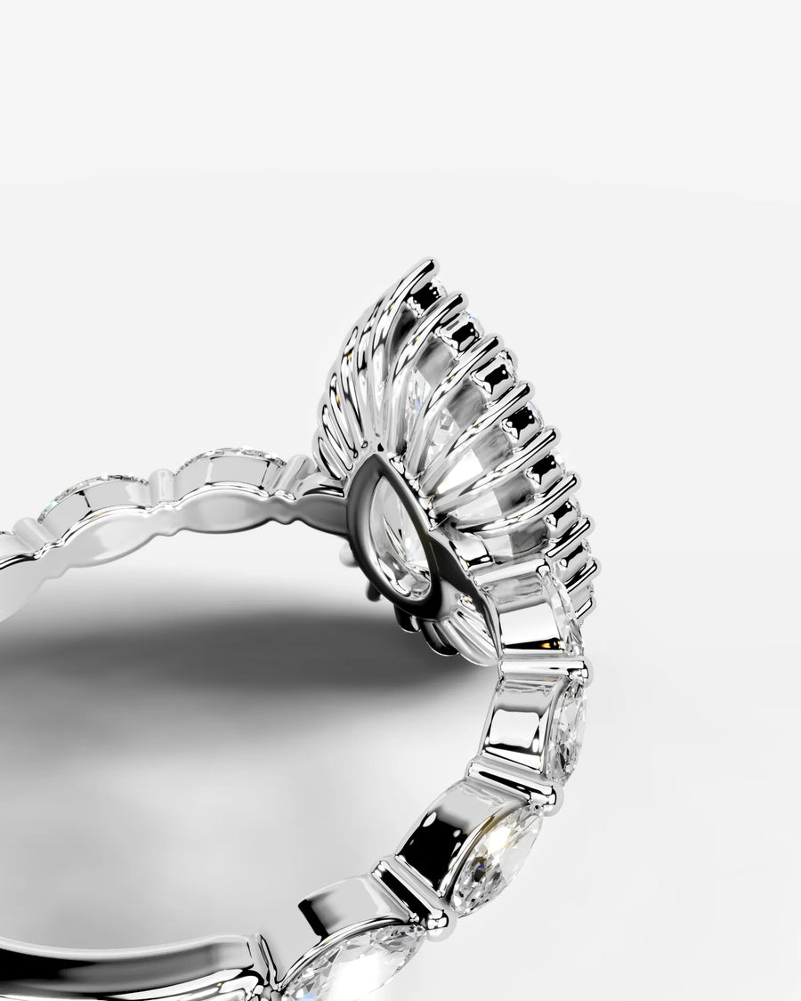 Helena (Pear) 18k White Gold 004