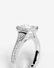 Tessa (Elongated Radiant) Platinum 005