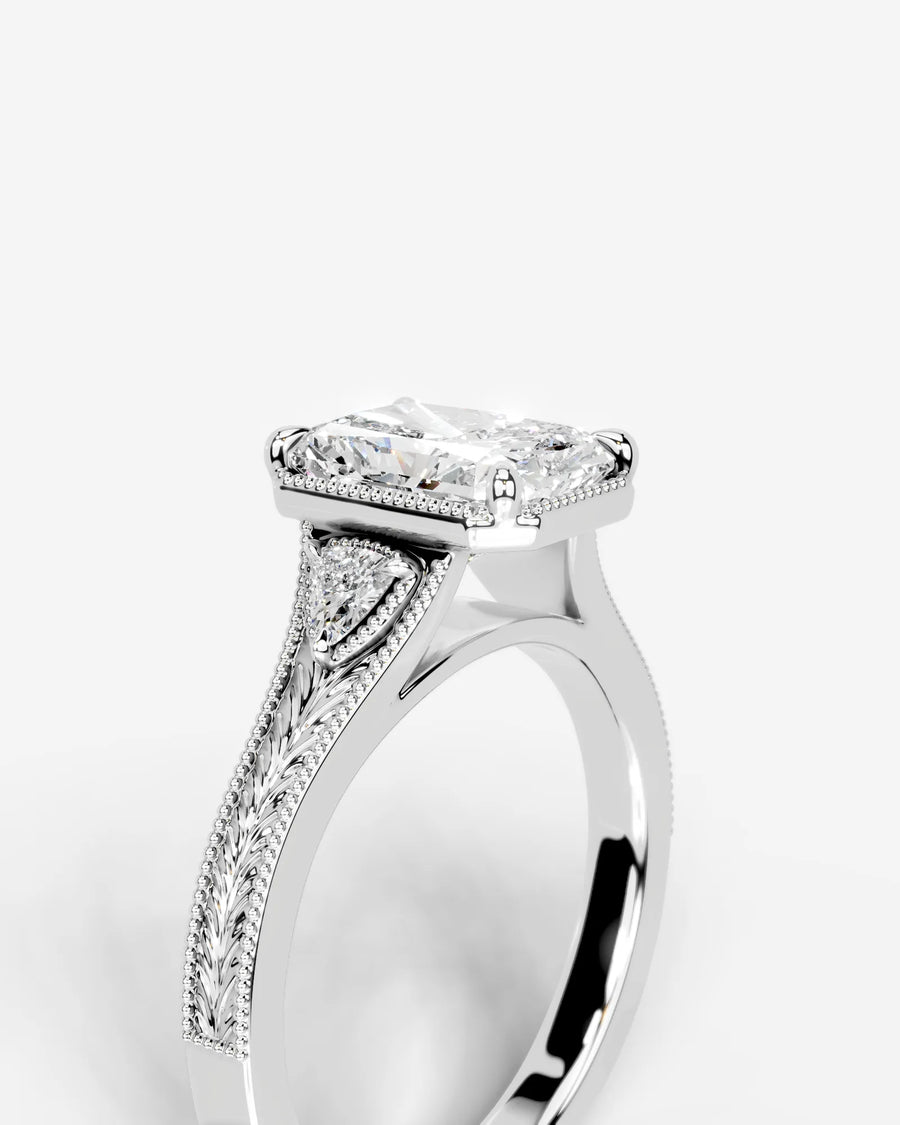 Tessa (Elongated Radiant) Platinum 005