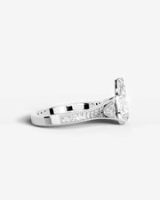 Tessa (Pear) 18k White Gold 003