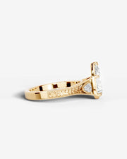 Tessa (Pear) 18k Yellow Gold 003