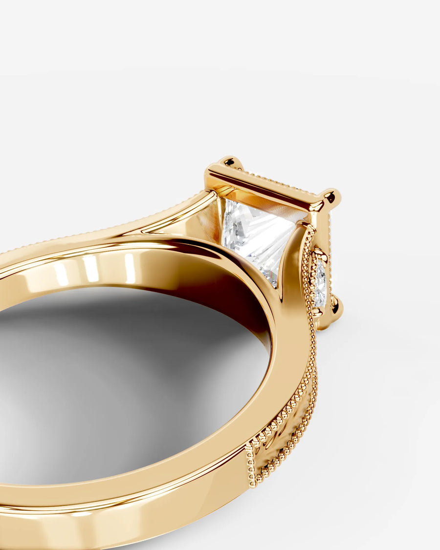 Tessa (Princess) 18k Yellow Gold 002