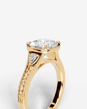 Tessa (Cushion) 18k Yellow Gold 005