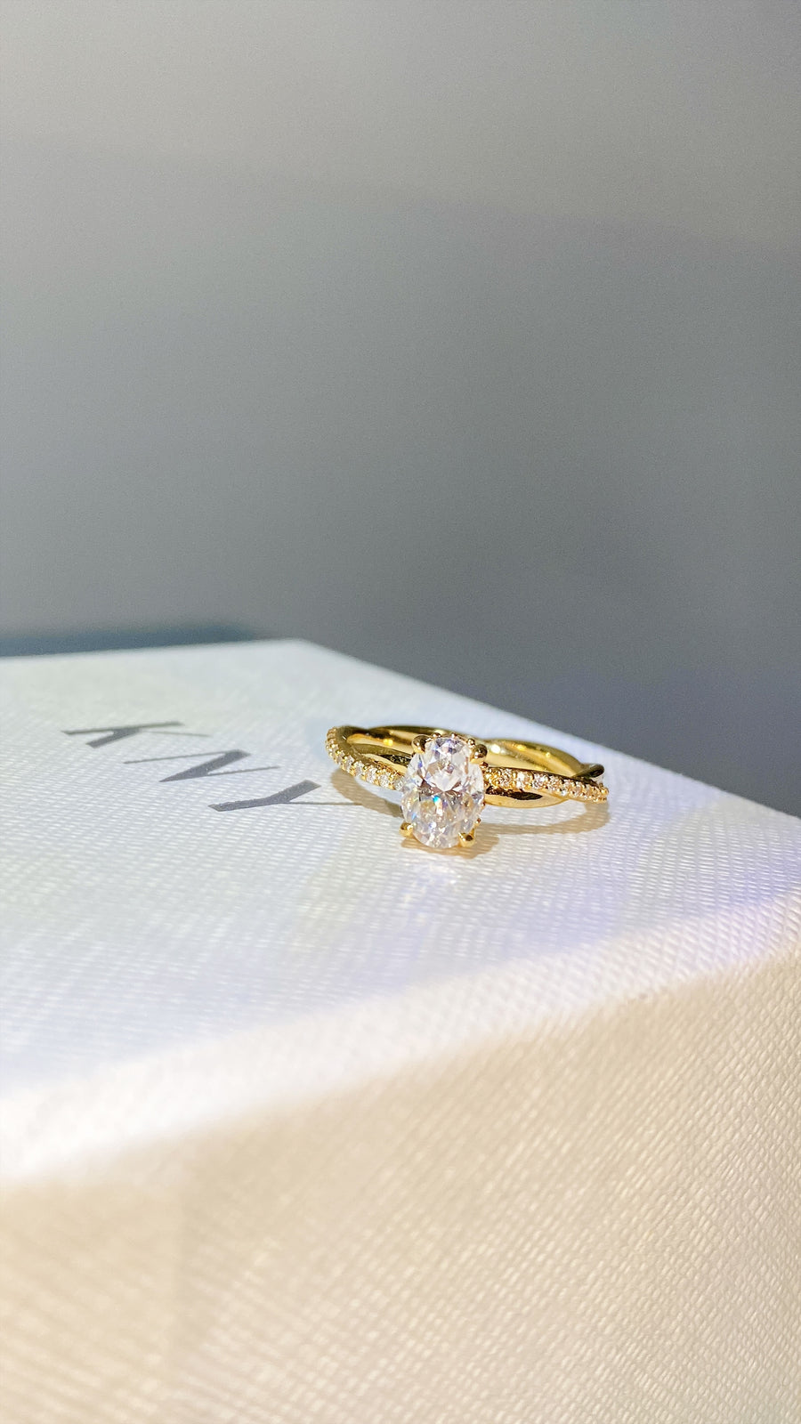 The Stacey - 1.0 Carat Oval Moissanite