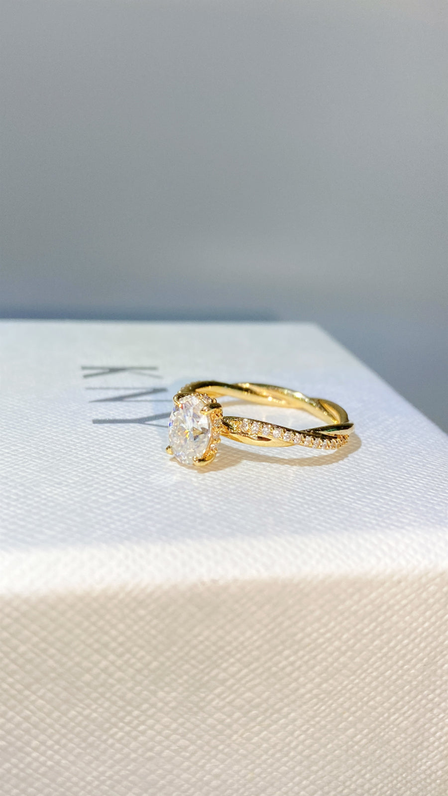The Stacey - 1.0 Carat Oval Moissanite