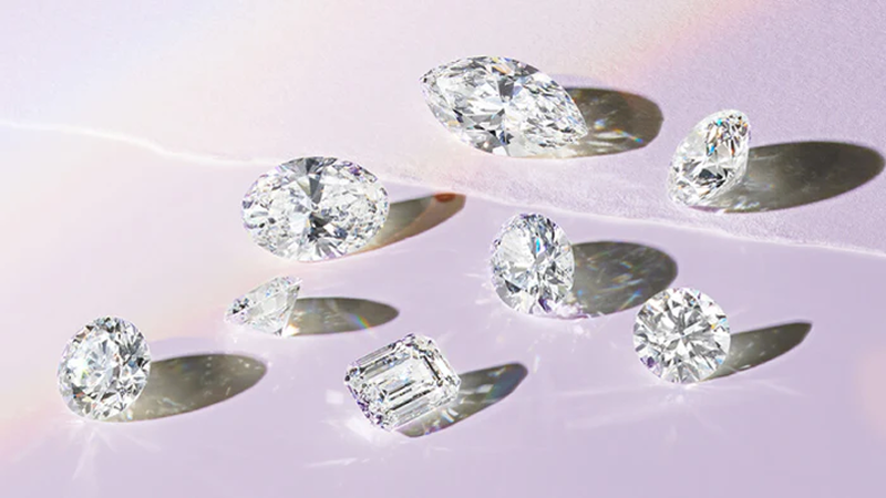 Moissanite stones