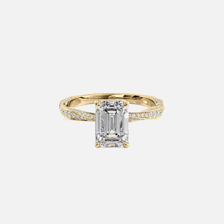  The Caroline Emerald Lab Diamond Ring 18k Yellow Gold 001
