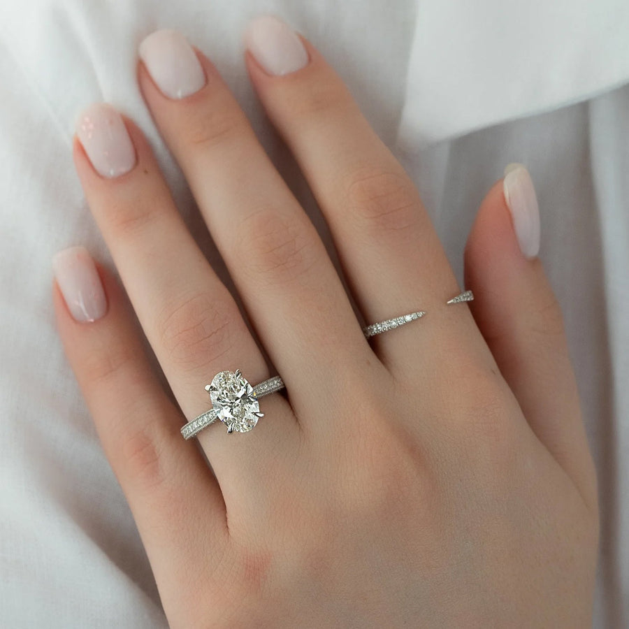  The Catherine Oval Lab Diamond Ring 18k White Gold 004