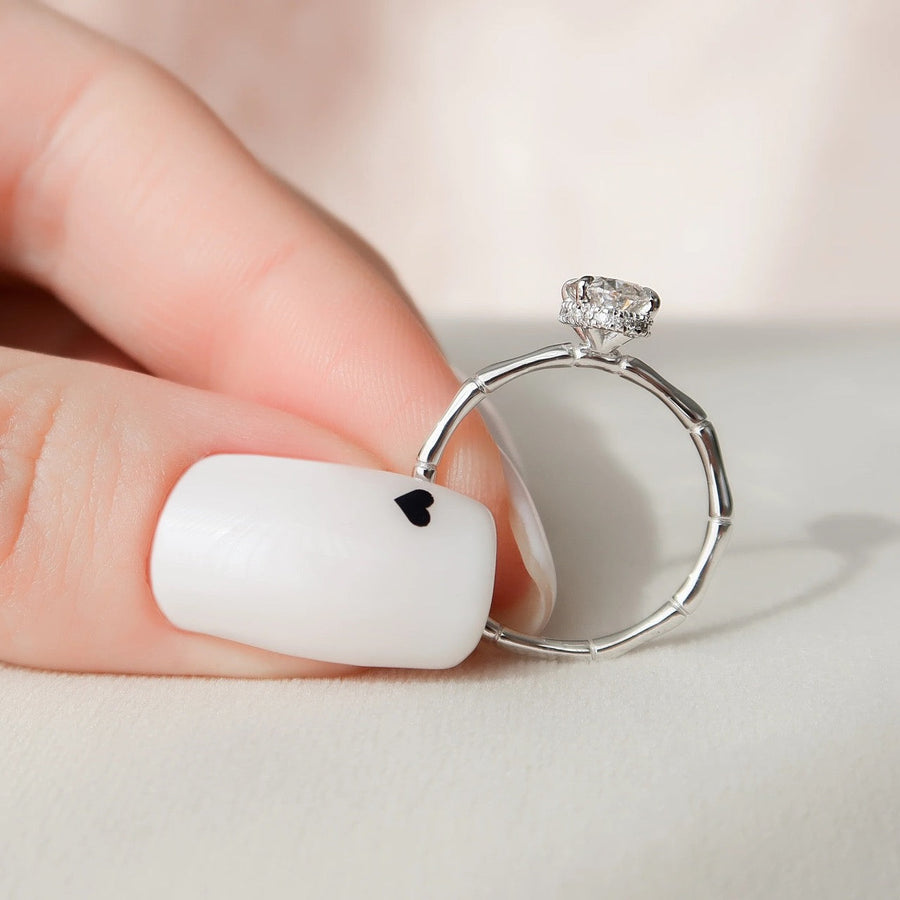  The Eve Oval Moissanite Ring 14k White Gold 004