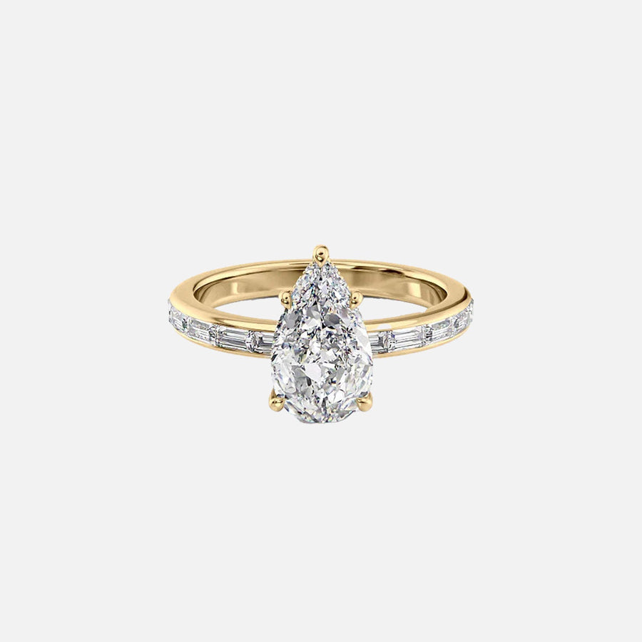  The Jennifer Pear Moissanite Ring 18k Yellow Gold 001