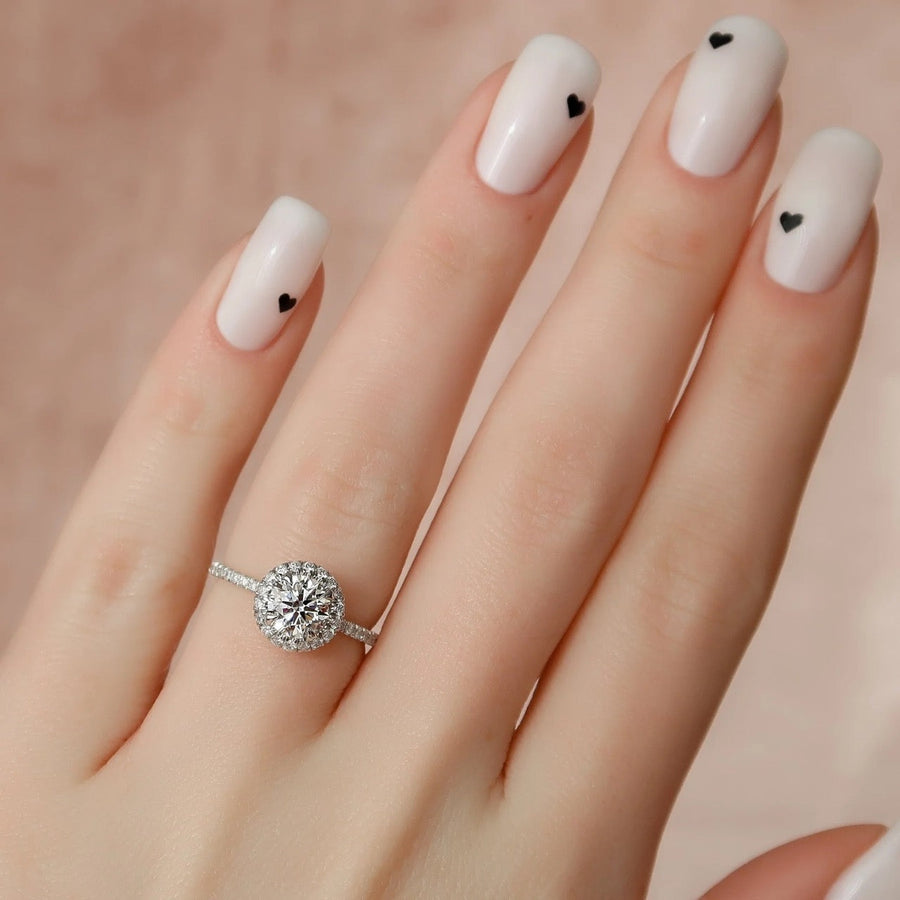  The Lenny Round Moissanite Ring 18k White Gold 003