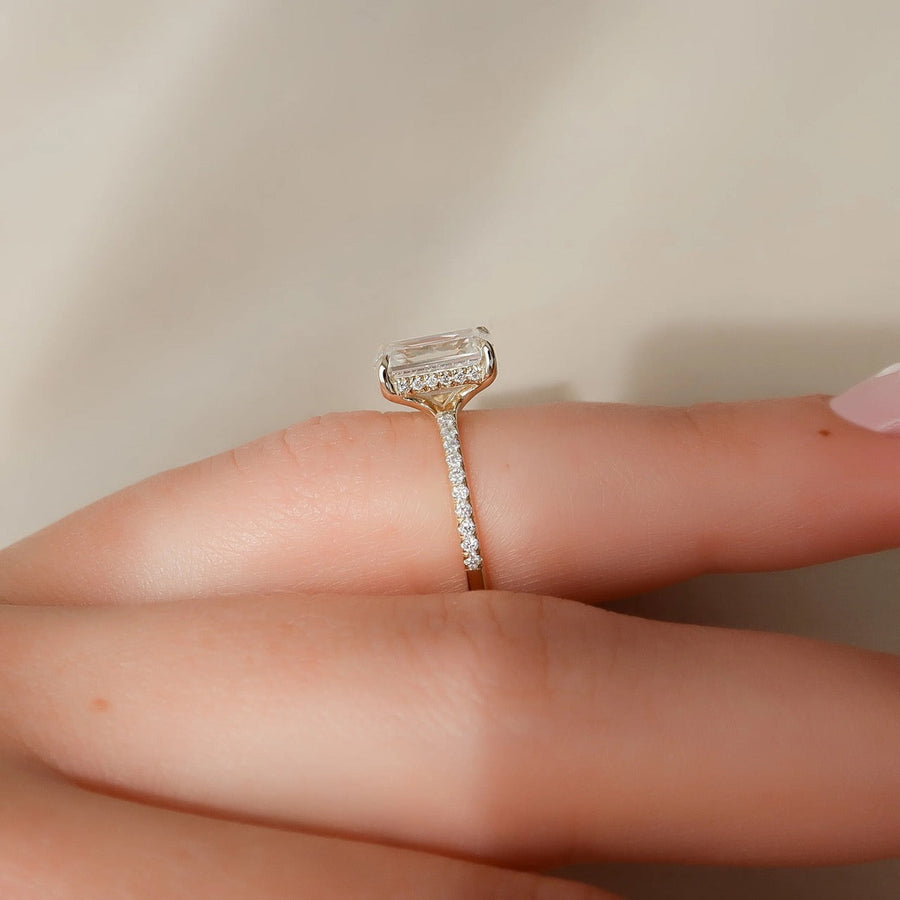  The Mandy Emerald Moissanite Ring 18k Yellow Gold 004 Final