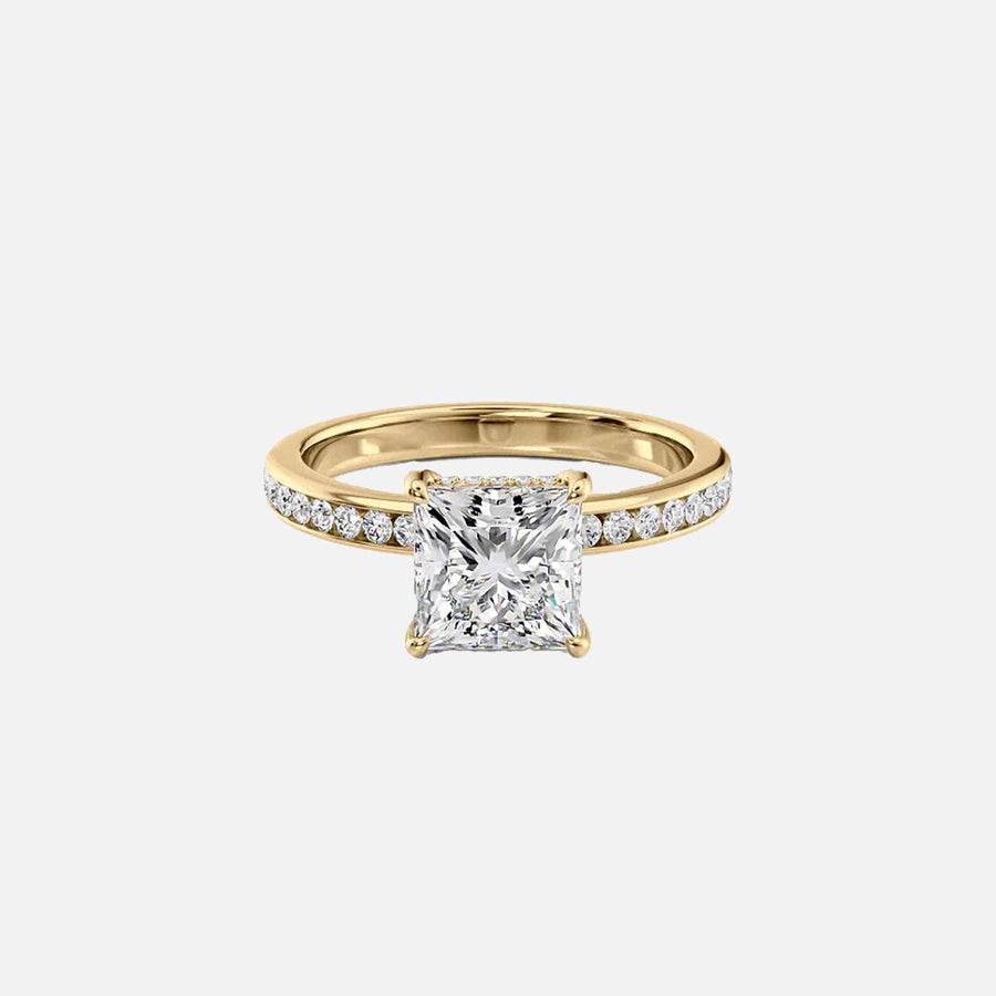  The Marilyn Princess Moissanite Ring 18k Yellow Gold 001