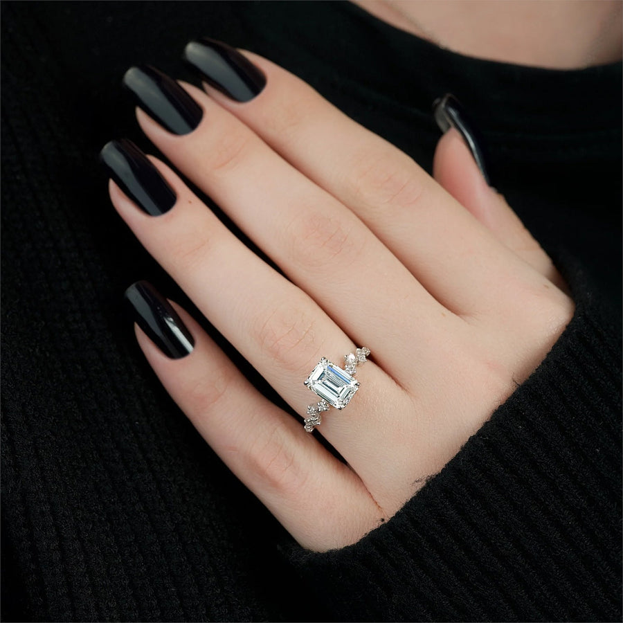  The Mia Emerald Lab Diamond Ring 18k White Gold 003