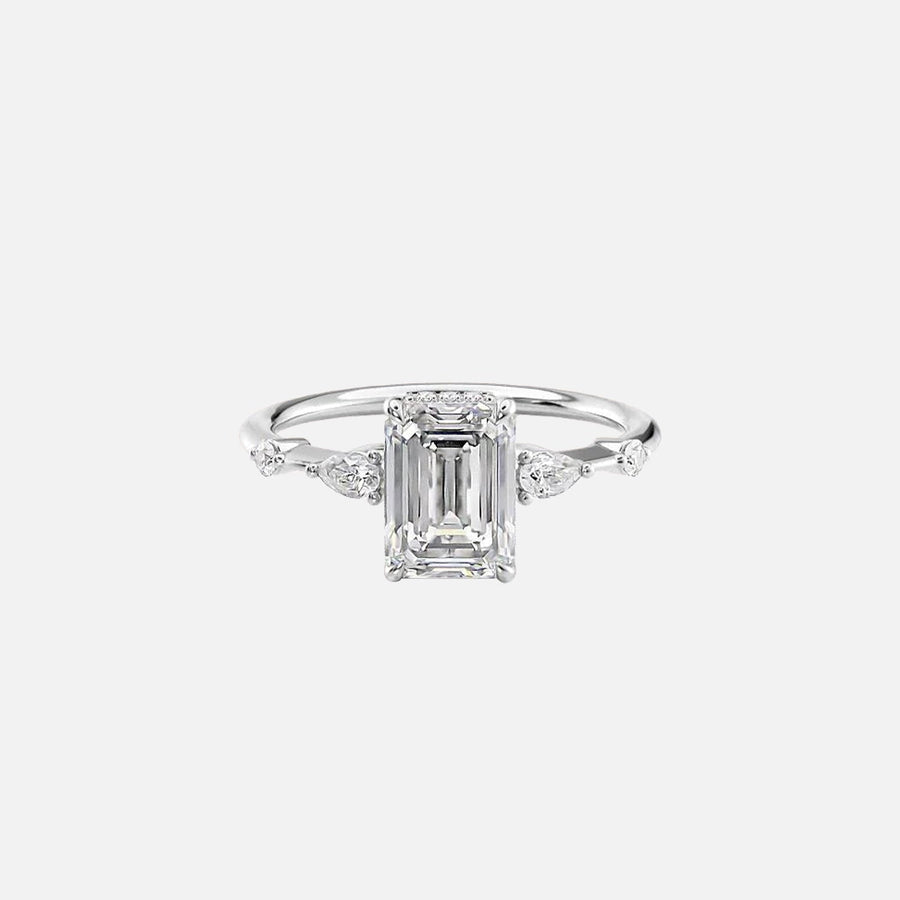  The Naomi Emerald Lab Diamond Ring 18k White Gold 001