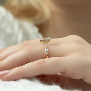  The Patricia Emerald Moissanite Ring 18k Yellow Gold 004