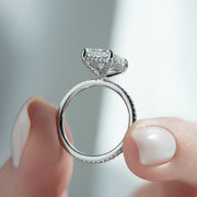  The Pave Crown Kamellie Radiant Lab Diamond Ring 18k White Gold 004