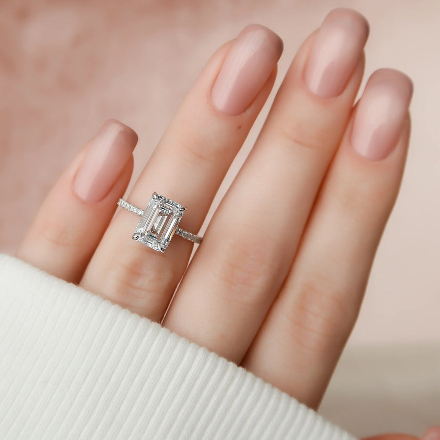  The Pave Kamellie Emerald Moissanite Ring 18k White Gold 004 Final