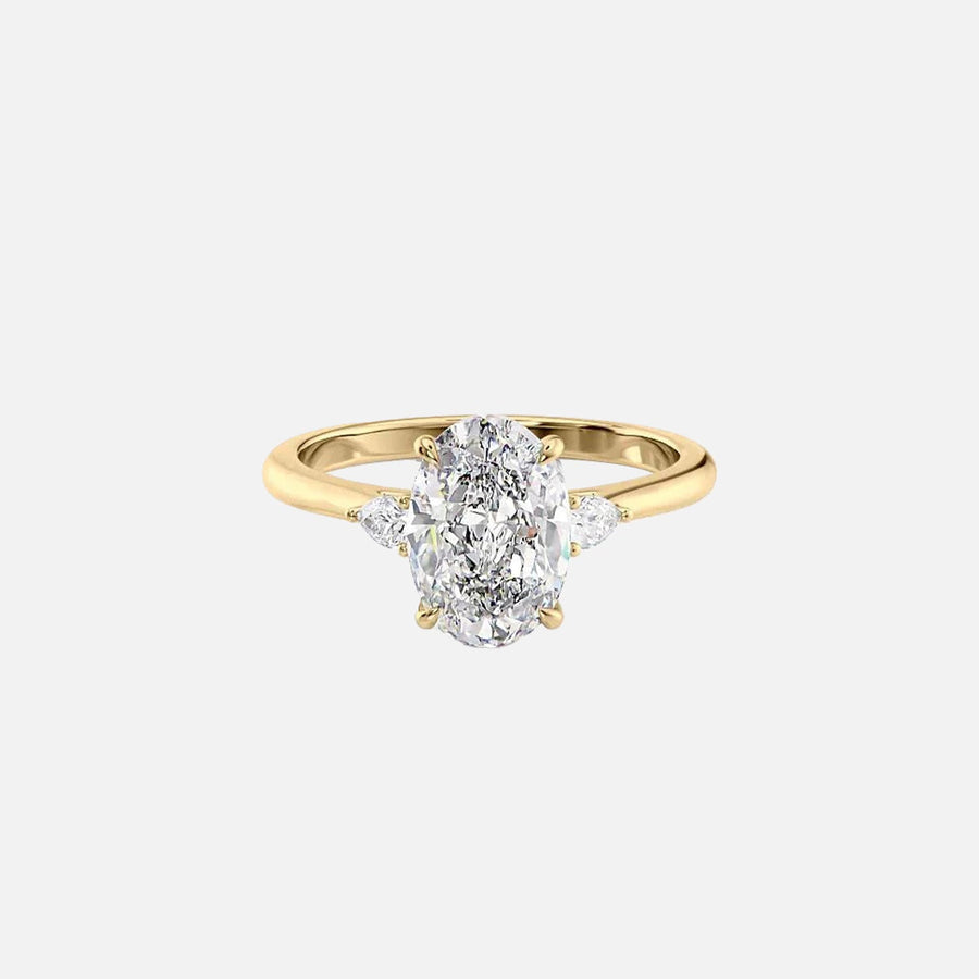 The Pears Liv Oval Moissanite Ring 14k Yellow Gold 001