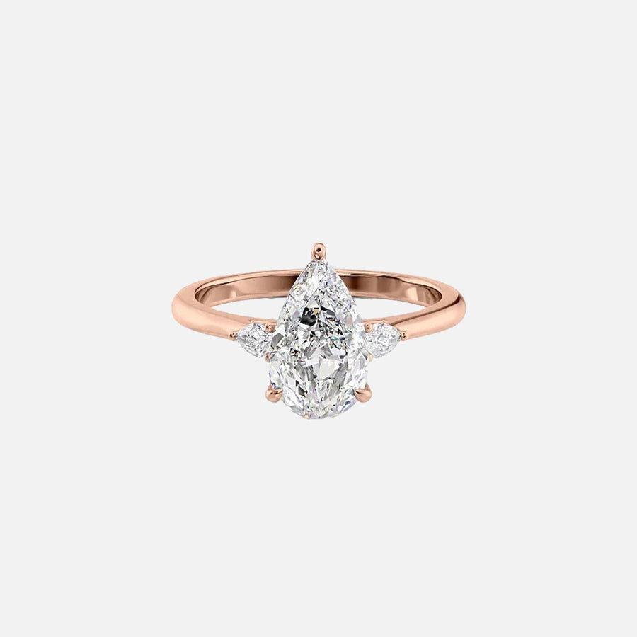  The Pears Liv Pear Moissanite Ring 18k Rose Gold 001