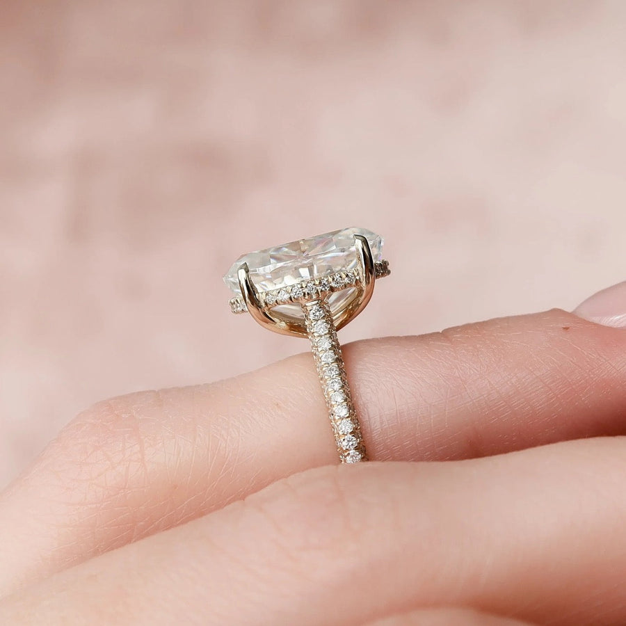  The Rachel Oval Lab Diamond Ring 14k Yellow Gold 004