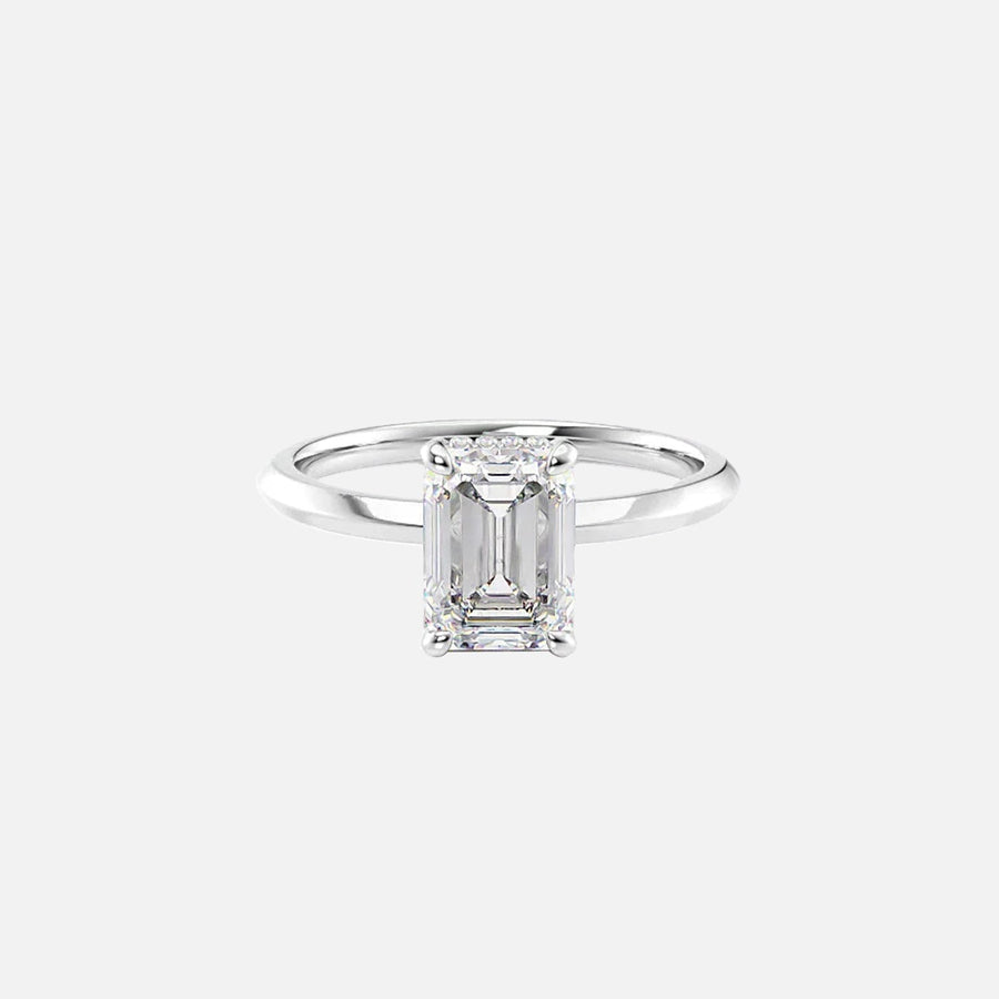  The Razor Kamellie Emerald Moissanite Ring 18k White Gold 001