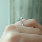  The Round Khloe Emerald Moissanite Ring 18k White Gold 003