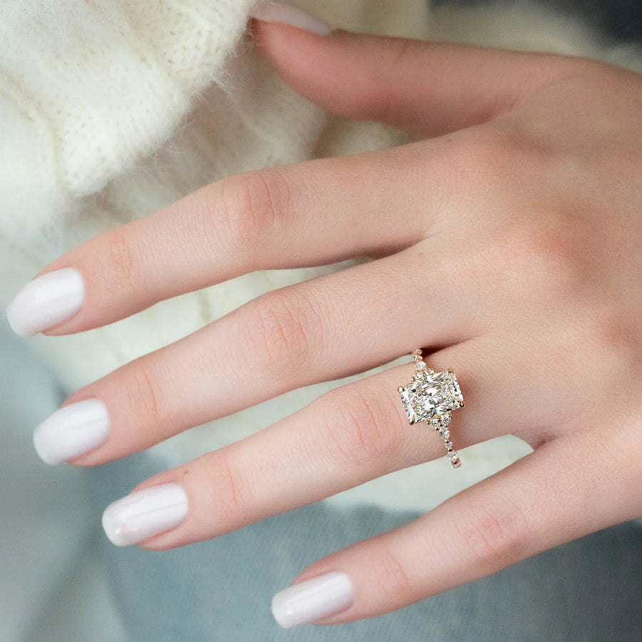  The Round Kristen Radiant Moissanite Ring 18k Rose Gold 003