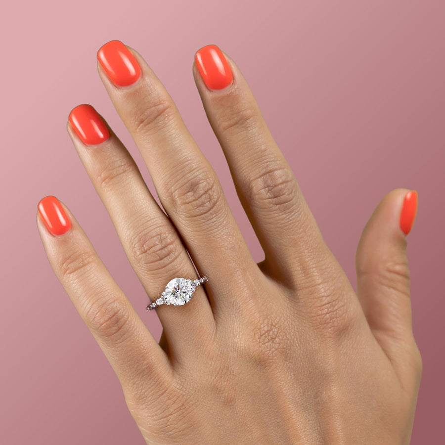  The Round Kristen Round Lab Diamond Ring 18k White Gold 004
