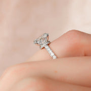  The Sofia Oval Moissanite Ring 18k White Gold 004