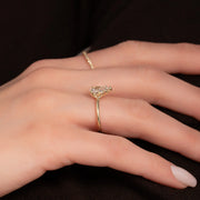  The Solitaire Ashley Pear Lab Diamond Ring 18k Yellow Gold 004