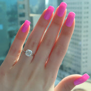  The Solitaire Crown Kamellie Cushion Lab Diamond Ring 14k White Gold 003