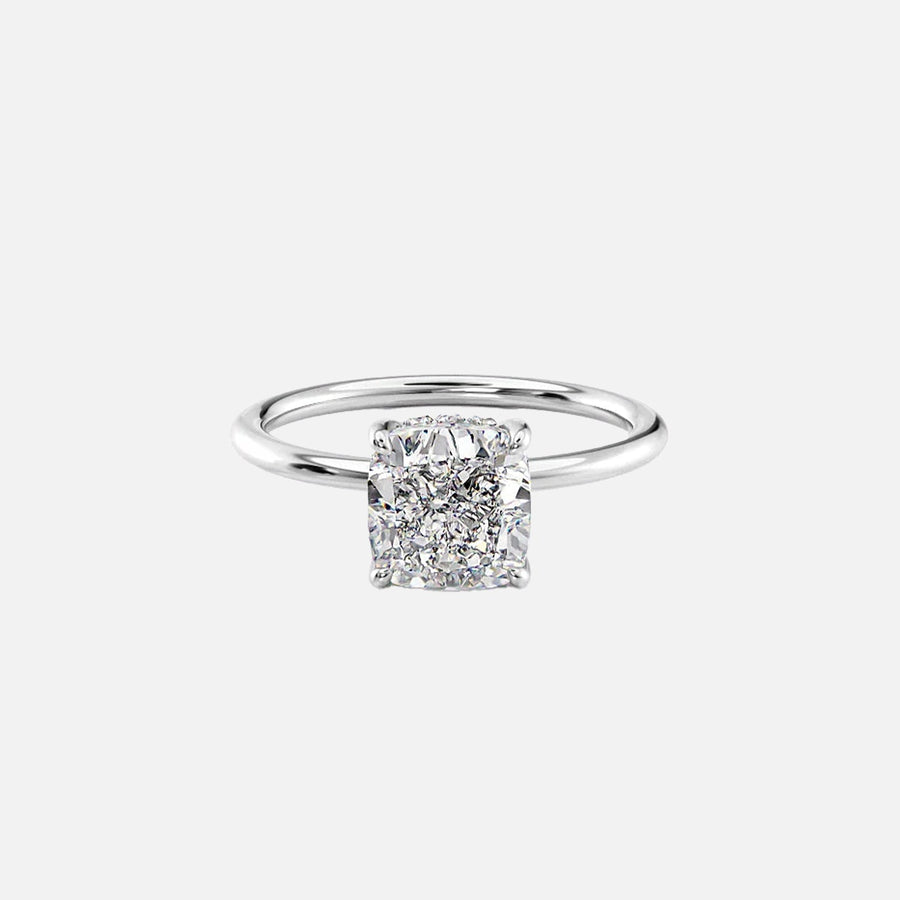  The Solitaire Crown Kamellie Cushion Moissanite Ring 18k White Gold 001
