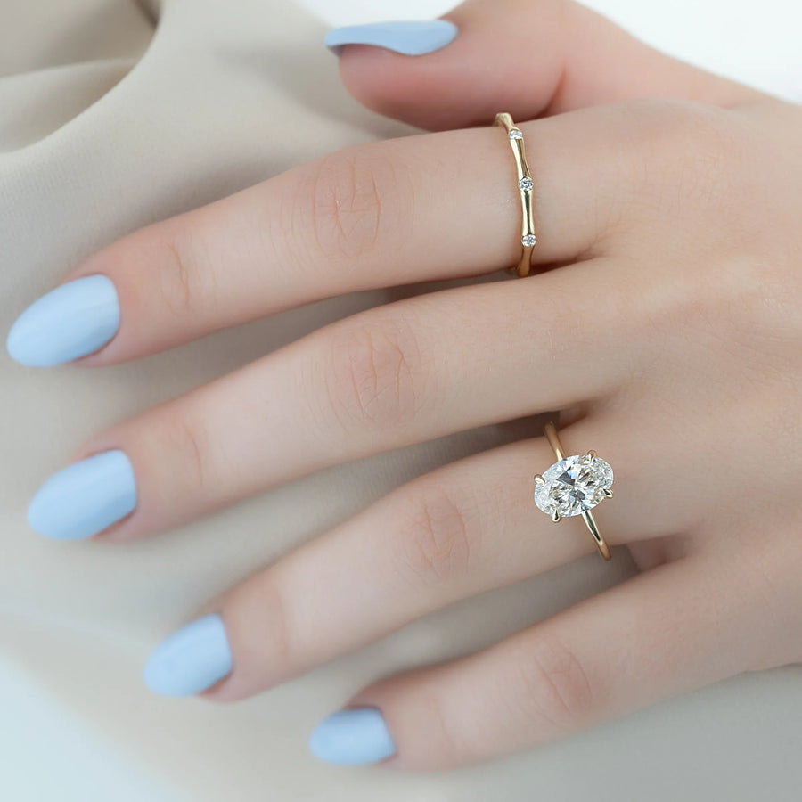  The Solitaire Crown Kamellie Oval Lab Diamond Ring 18k Yellow Gold 004 Final