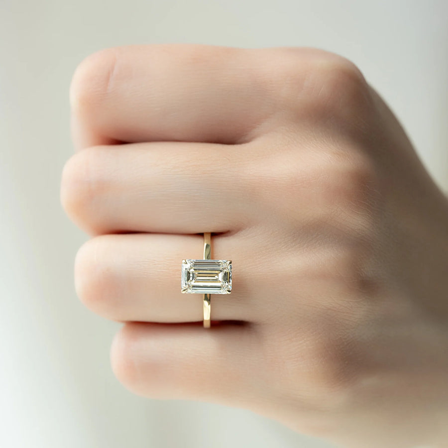  The Solitaire Eleanor Emerald Lab Diamond Ring 18k Yellow Gold 003